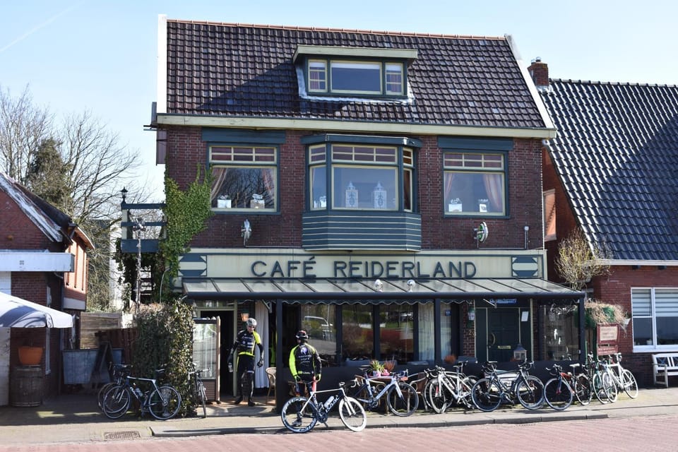 Fishing, On-site shops, View (from property/room), Decorative detail, Cycling, Garden view, Landmark view, Street view