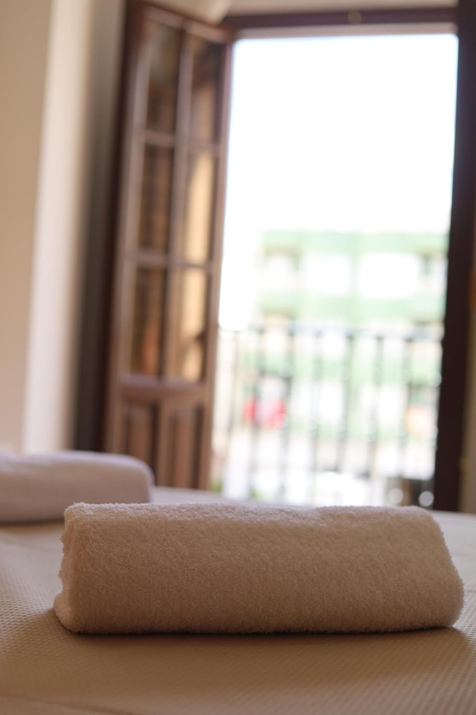 Bedroom, towels