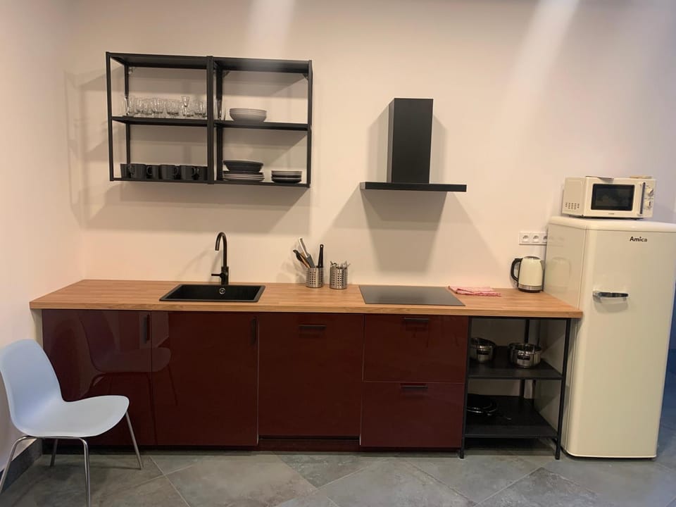 Coffee/tea facilities, Kitchen or kitchenette