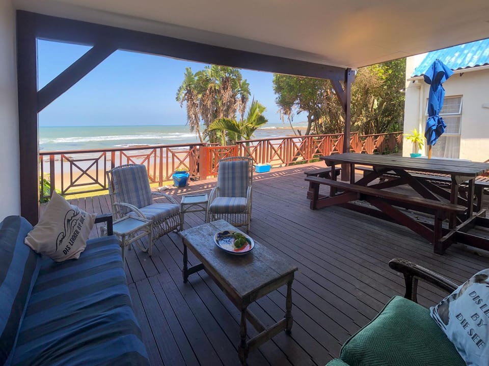 Patio, Balcony/Terrace, Balcony/Terrace, Seating area, Dining area, Beach, Sea view