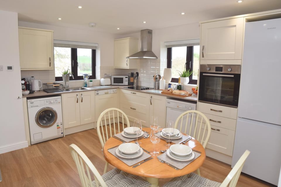 Dining area, kitchen, kitchen