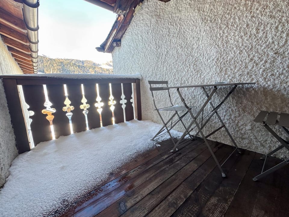 View (from property/room), Balcony/Terrace