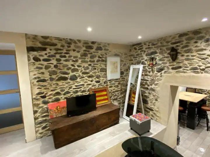 LA CAVE Apartment in Catalonia