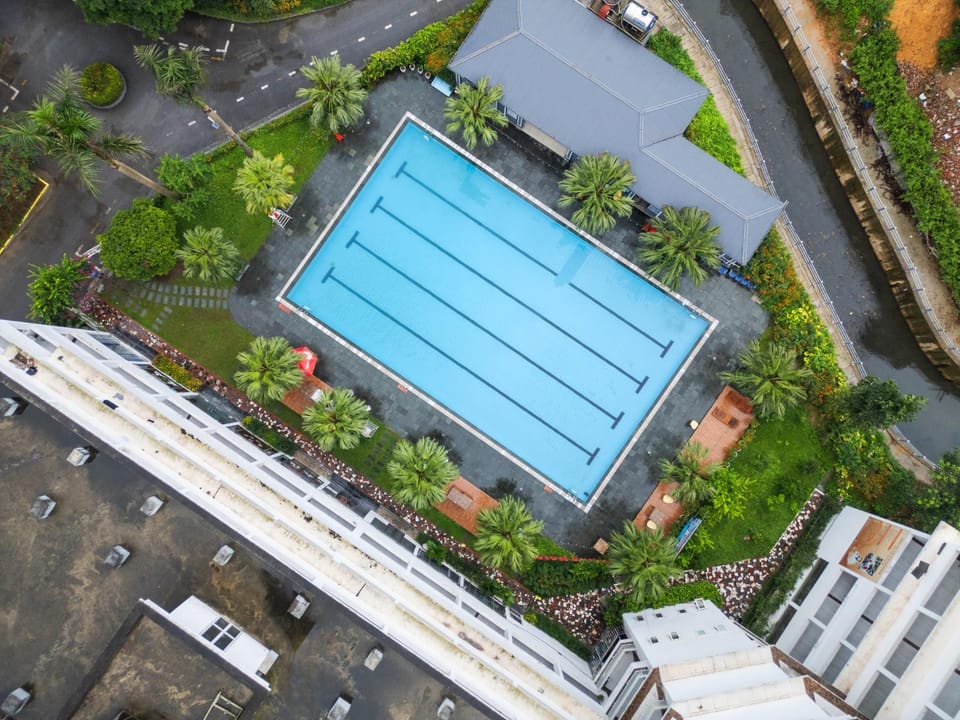 Pool view, Swimming pool
