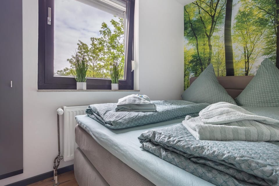 Living room, Bedroom