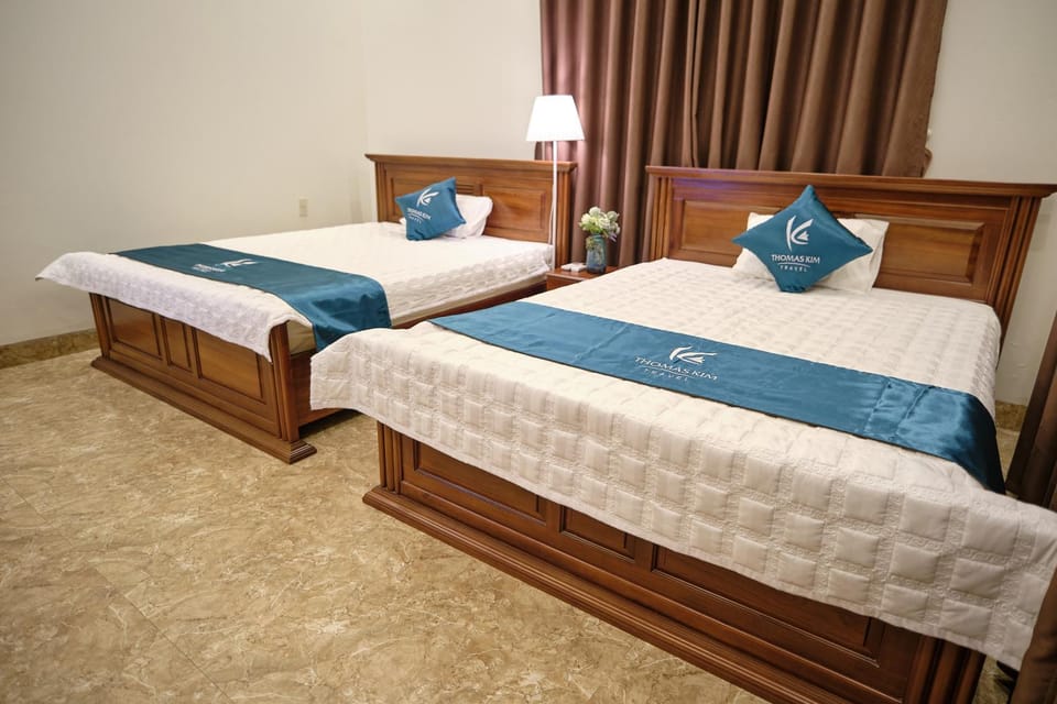 Bed, Photo of the whole room, Bedroom, Internal: Not applicable to any particular room