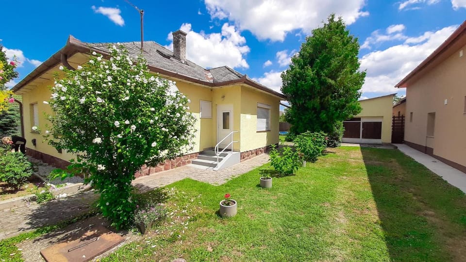 Property building, Garden, Garden
