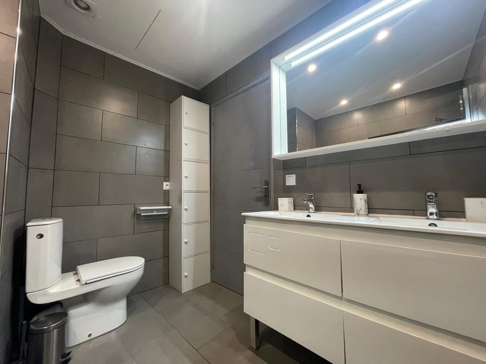 Maison de ville 75 m² + garage privé Apartment in Occitanie