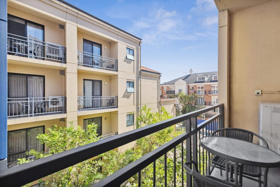 Prized Perth Retreat 1BDR Apartment in Perth