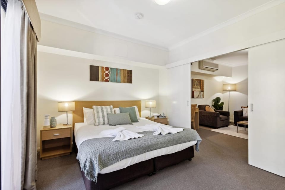 Prized Perth Retreat 1BDR Apartment in Perth