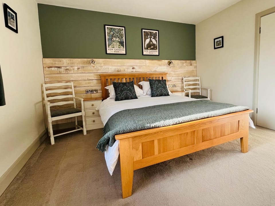 Hare & Hounds Bed & Breakfast Bed and Breakfast in Rother District