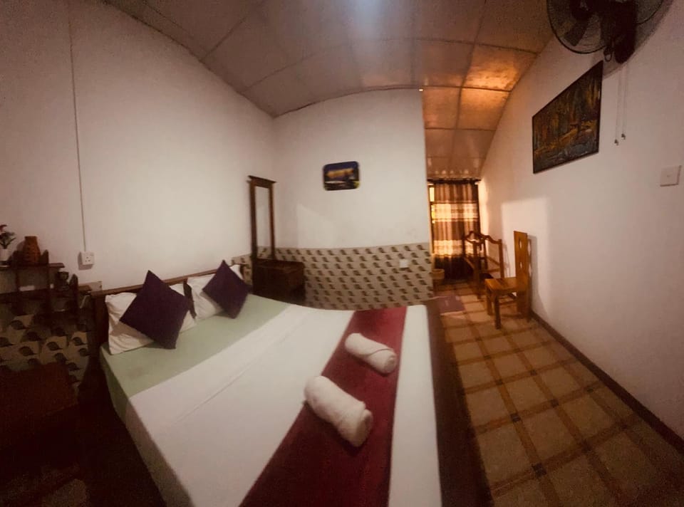 Lake Classical Guest House Bed and Breakfast in Kandy