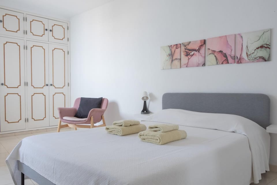 Blife Martinya private rooms in Olhão Vacation rental in Olhão