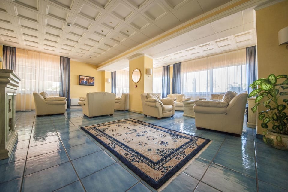 Lounge or bar