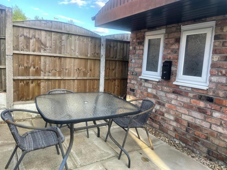 Delightful home in Manchester House in Manchester