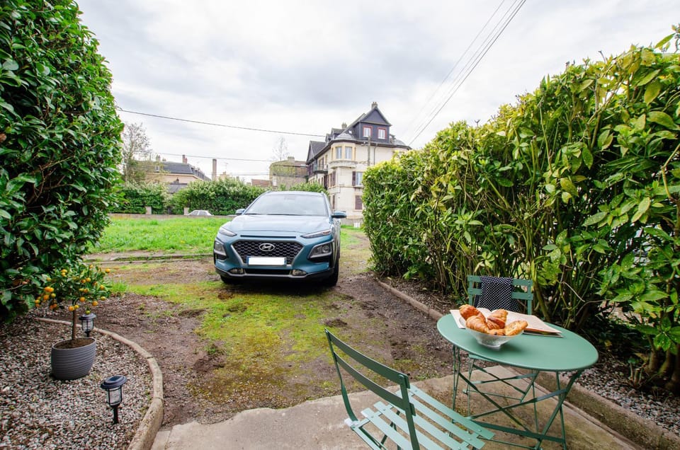 Patio, Garden, Garden, Balcony/Terrace, Garden view, Parking