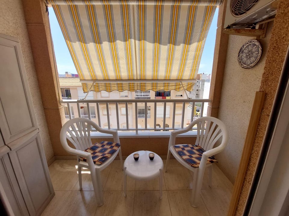 View (from property/room), Balcony/Terrace, Seating area