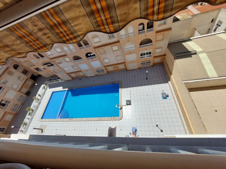 Property building, Day, Pool view, Swimming pool