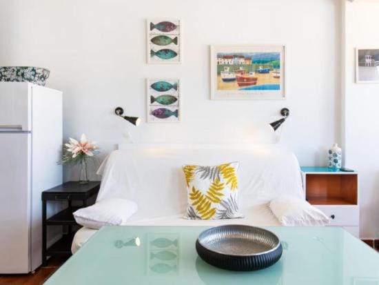 Bed, Living room, Photo of the whole room, Bedroom