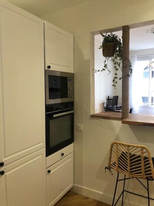 minibar, oven, pet friendly