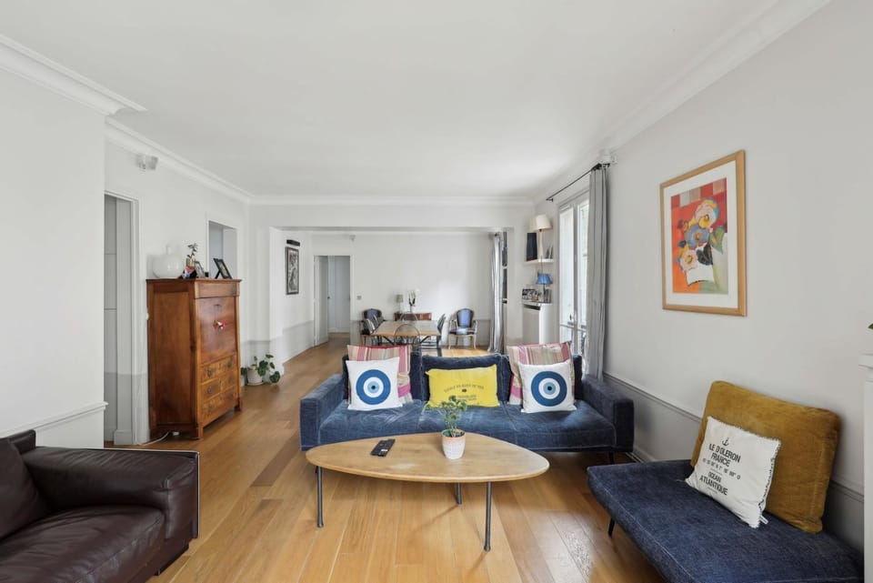 Grand appart 140m² à deux pas de la Tour Eiffel Apartment in Paris