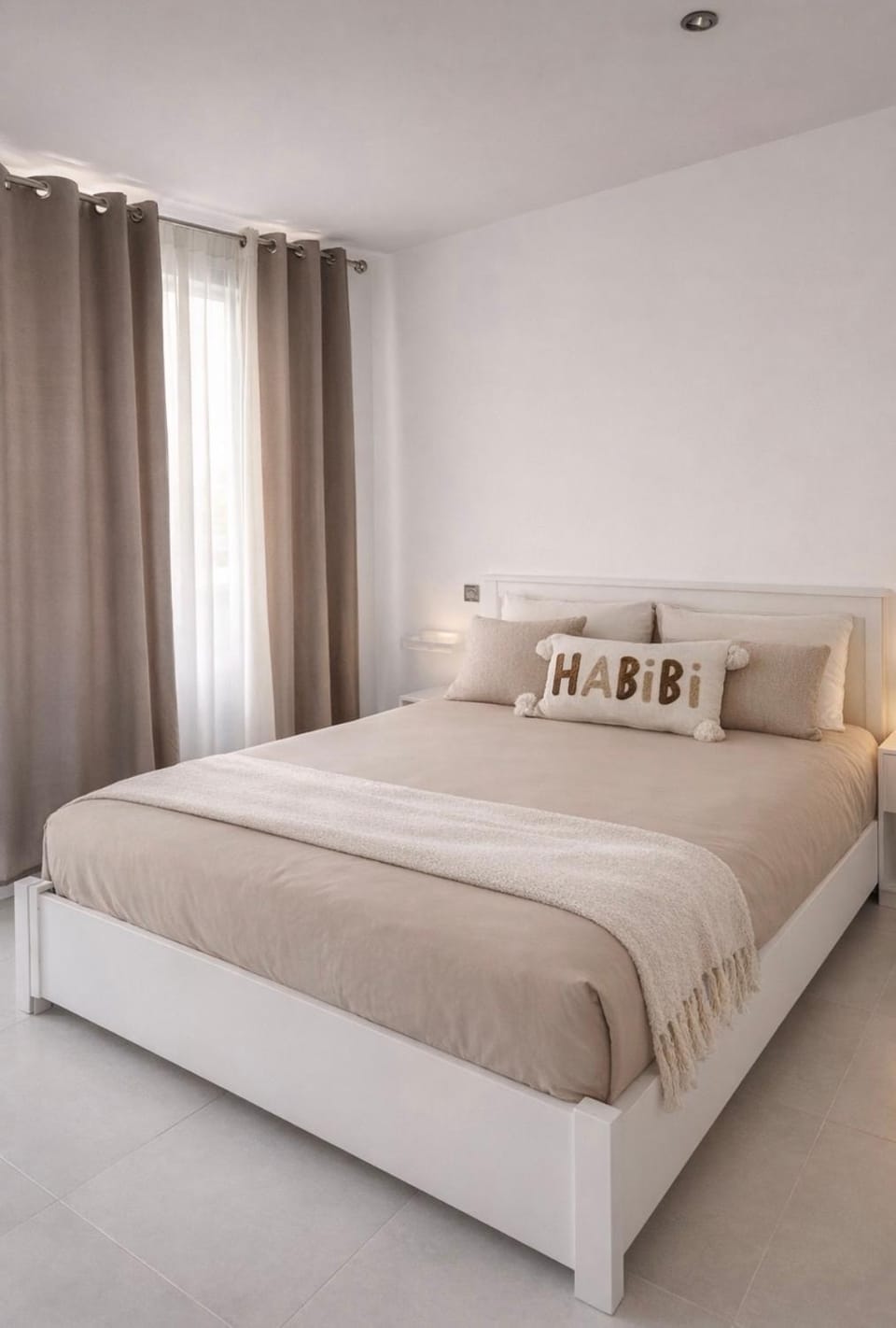 Maison prairie en fleurs House in Île-de-France