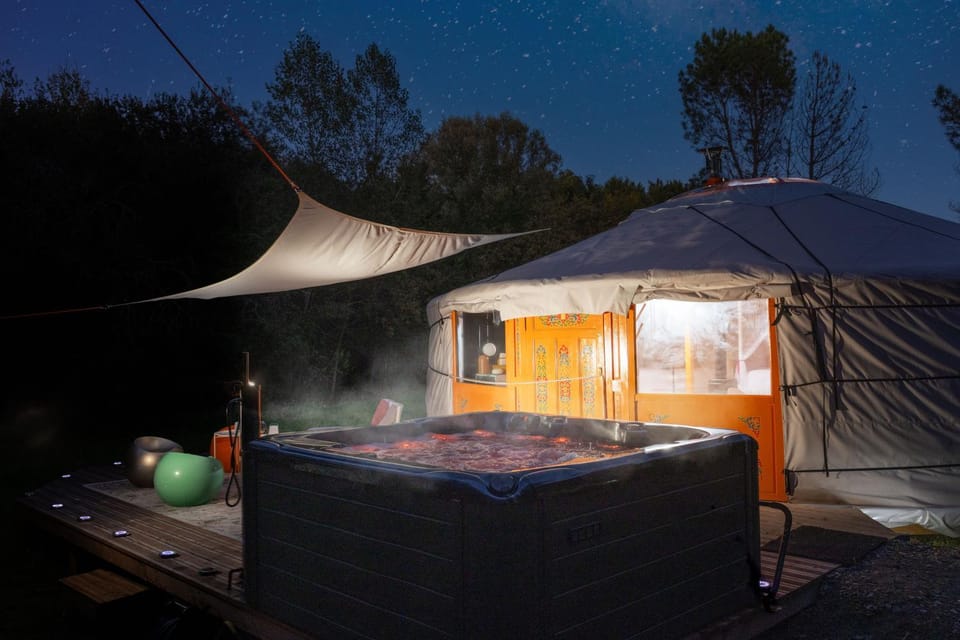 Hot Tub, Spa and wellness centre/facilities