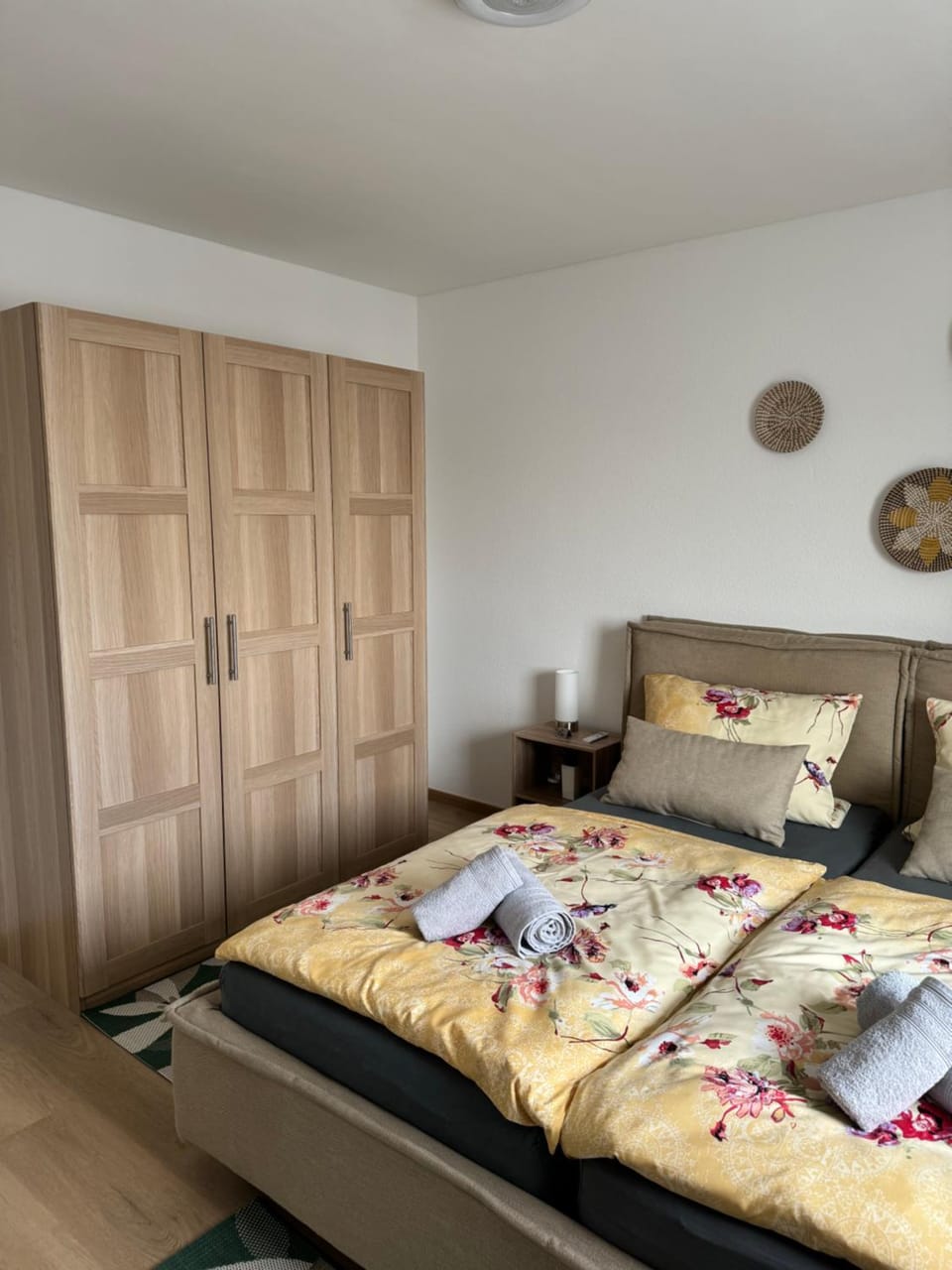 Bed, Photo of the whole room, Bedroom, wardrobe