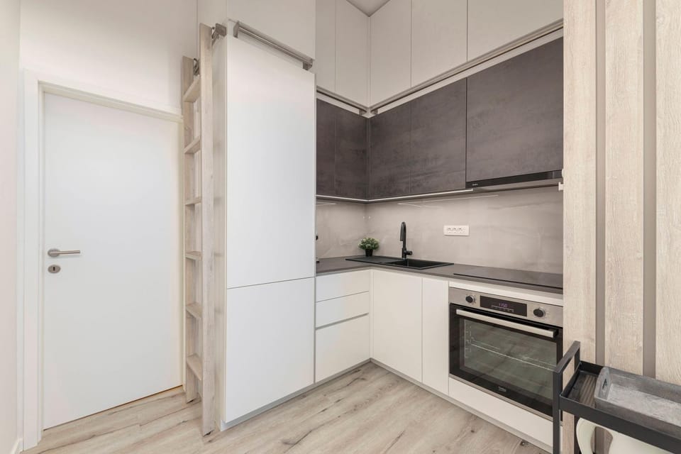 Kitchen or kitchenette, pet friendly, stove