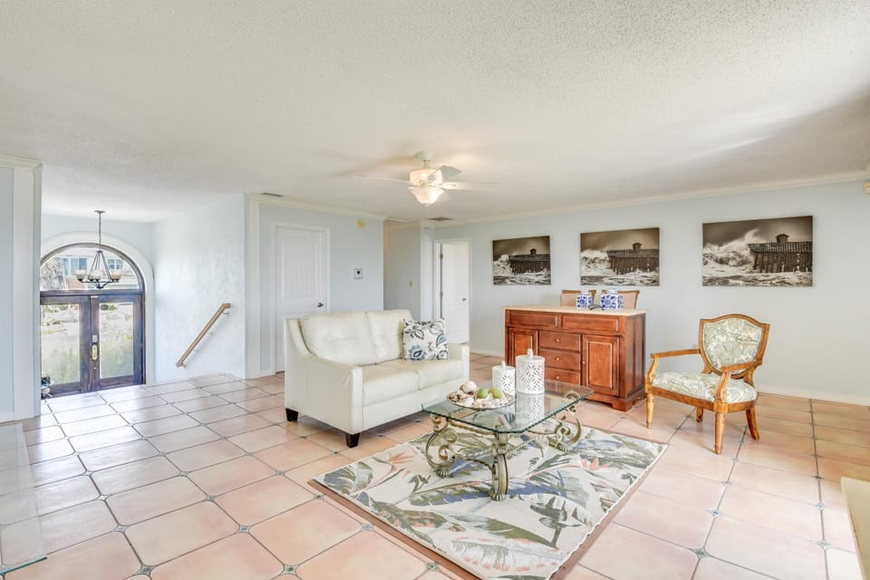 Oceanfront Flagler Beach Home w/ Decks & Gas Grill House in Beverly Beach