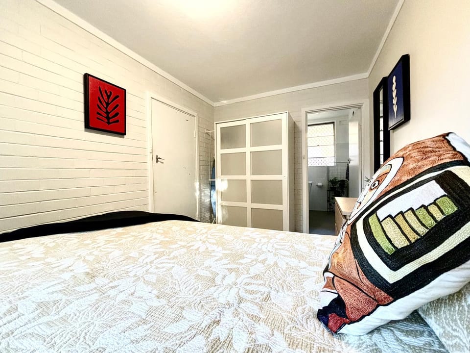 Serenity and Comfort in Subiaco 1 Bedroom Unit Apartment hotel in Perth
