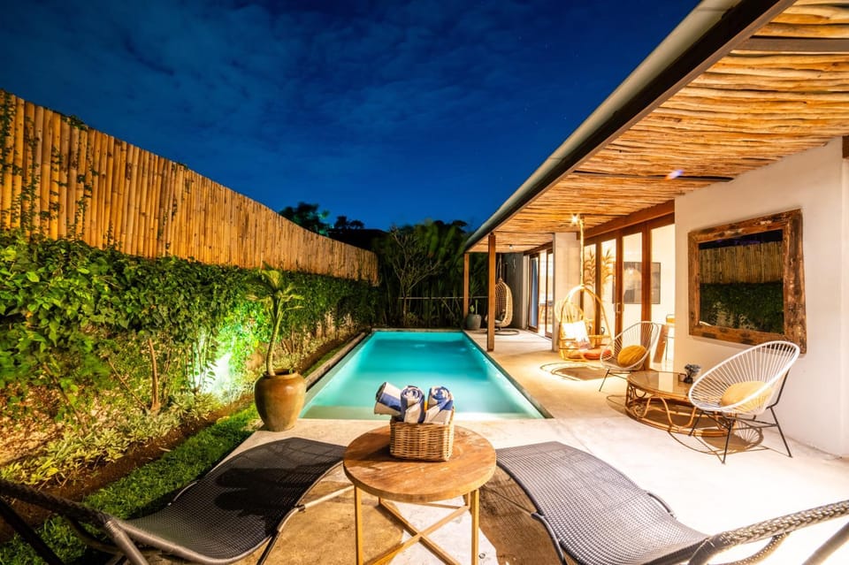 Pool view, Swimming pool, Swimming pool