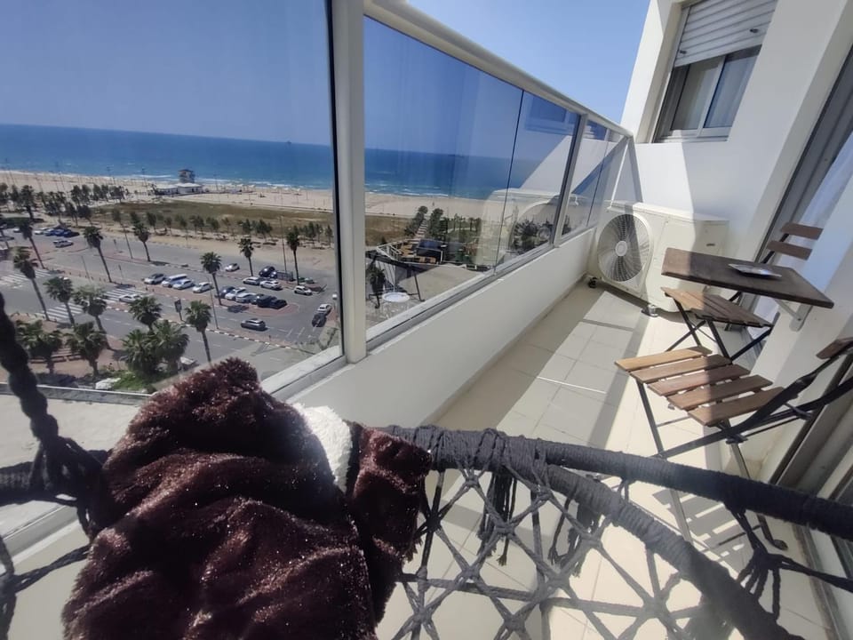 View (from property/room), Balcony/Terrace, Sea view