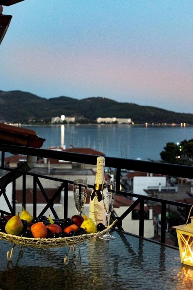Anna Maria Views Apartment in Halkidiki
