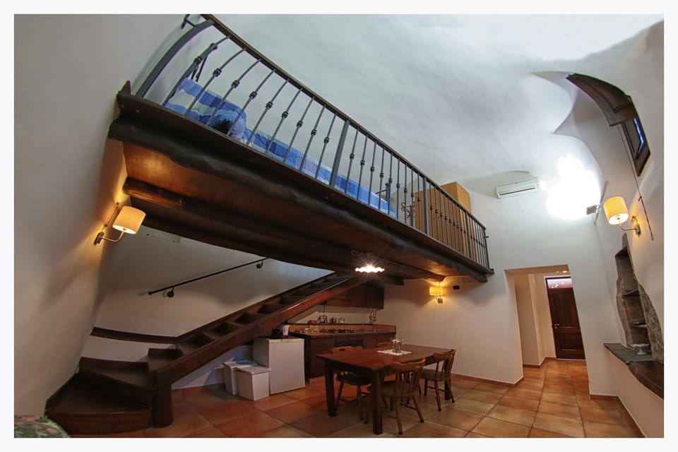 Living room, Photo of the whole room, Dining area