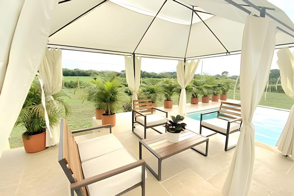Balcony/Terrace, Living room