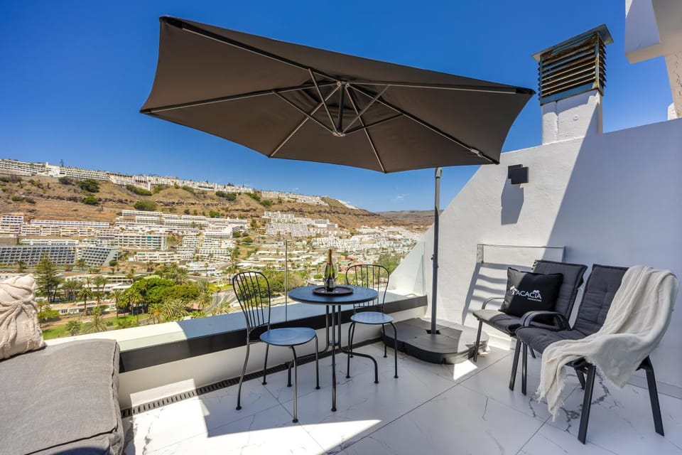 View (from property/room), Balcony/Terrace