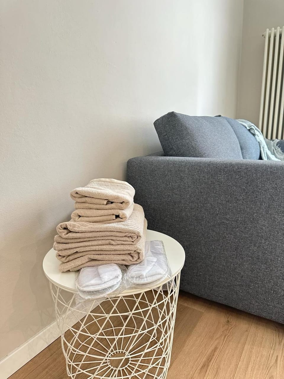 Living room, Seating area, towels