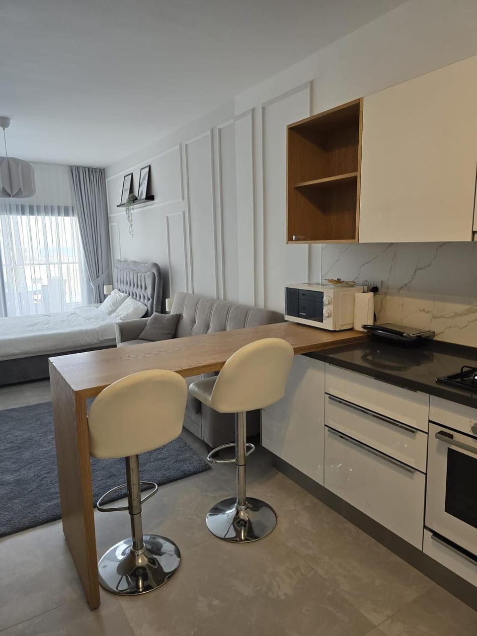 Kitchen or kitchenette, Dining area, minibar, pet friendly, stove, toaster
