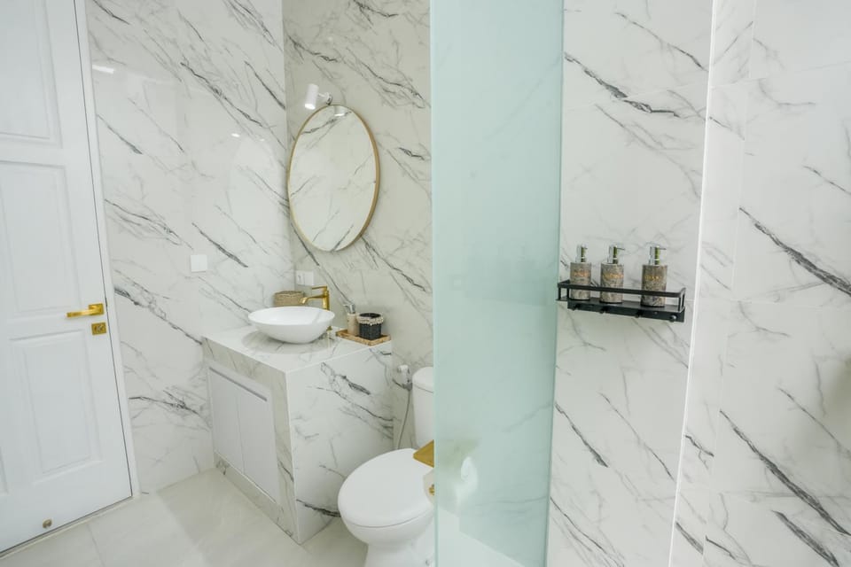 Toilet, Bathroom