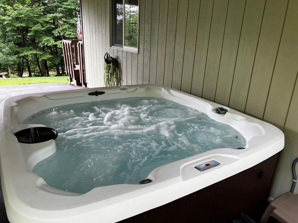 Natural landscape, Hot Tub
