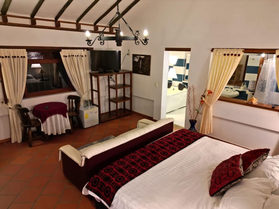 TV and multimedia, Living room, Bedroom