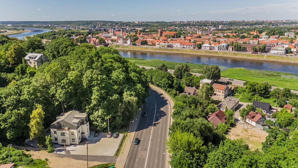 Property building, Day, Neighbourhood, Bird's eye view, City view, River view, Location