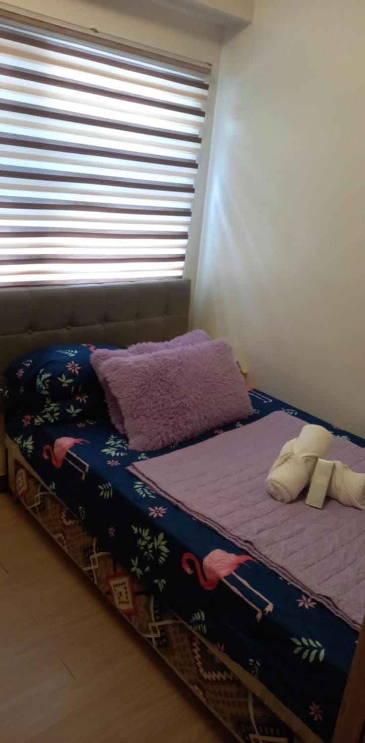 1 Bedroom with Free wifi and Netflix in Trees Residences Apartment in Quezon City