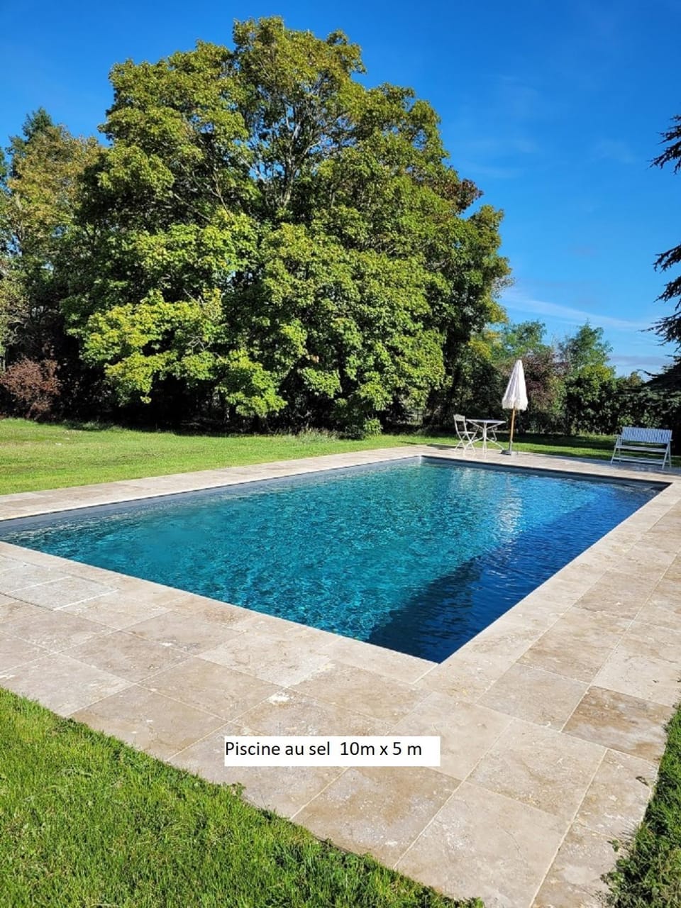 Nouveau! Propriété historique avec piscine, proche châteaux de la Loire et Futuroscope Villa in Nouvelle-Aquitaine