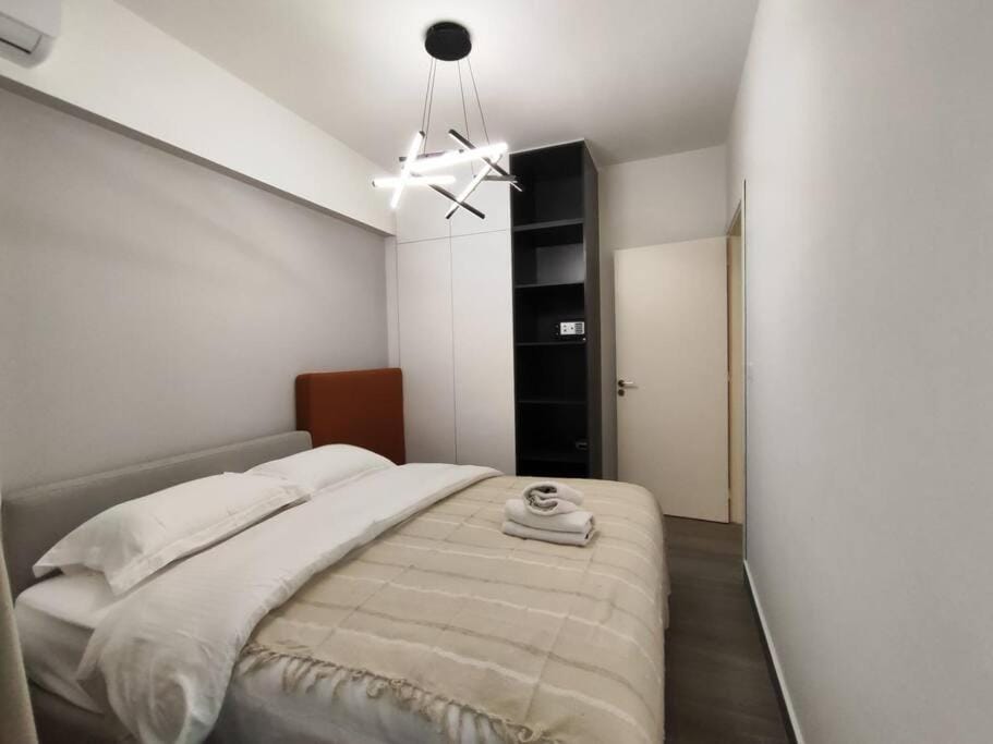 Rita's 2-BR Apt in Mar Mikhael Apartment in Africa