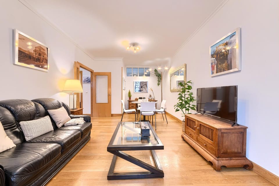 Vivienda Turistica acogedora y elegante en Irala Apartment in Bilbao