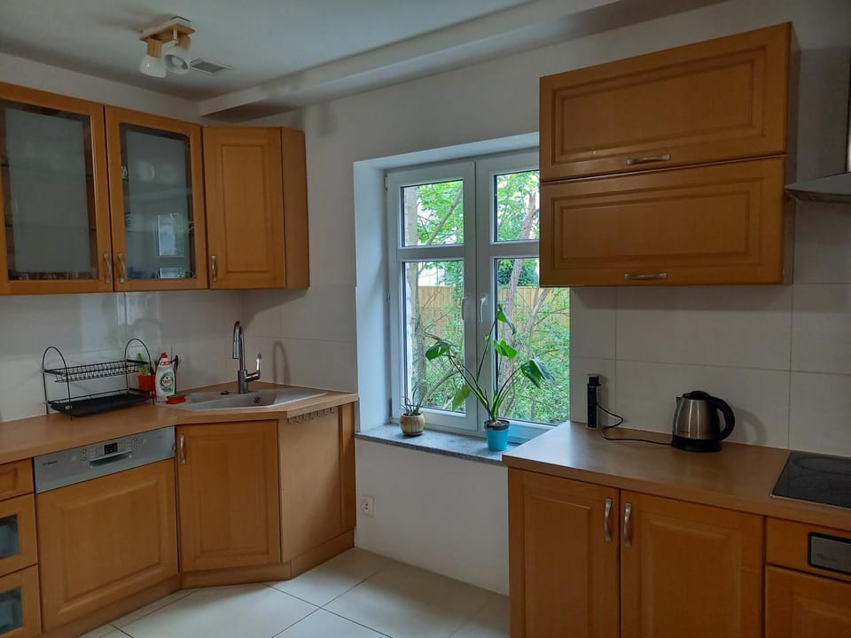 Apartament u podnóża Zamku Chojnik Apartment in Lower Silesian Voivodeship