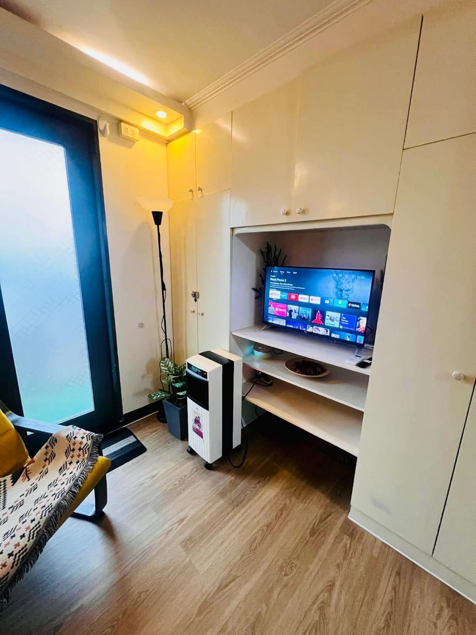 Casa con Amor Work-Friendly & Ideal Long Stays Apartment in Quezon City