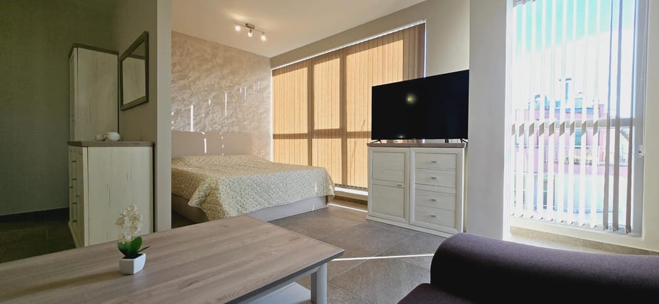 Living room, Bedroom